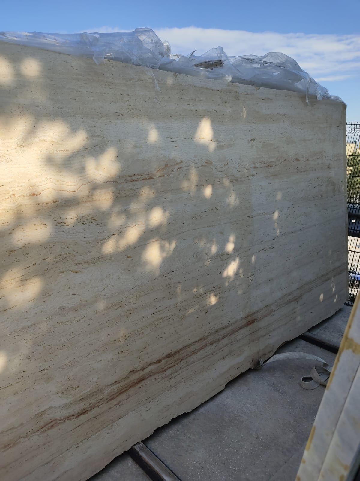 Travertine Ivory